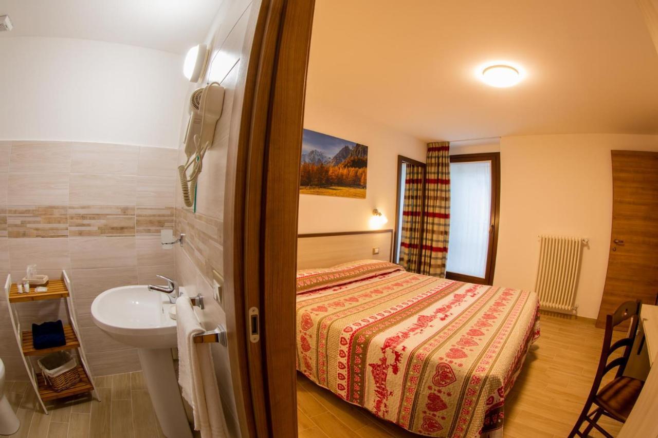Chambres D'Hotel A Rosy Aosta Eksteriør bilde